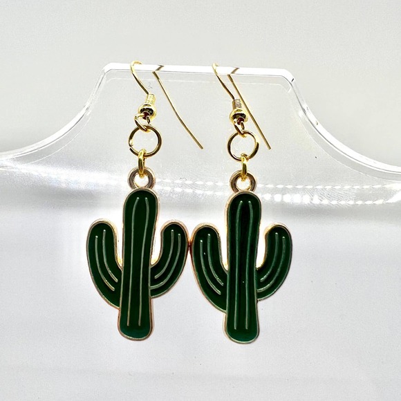 Plant Earrings - Cactus Earrings - Succulent Earrings - Floral Earrings - Picture 5 of 10
